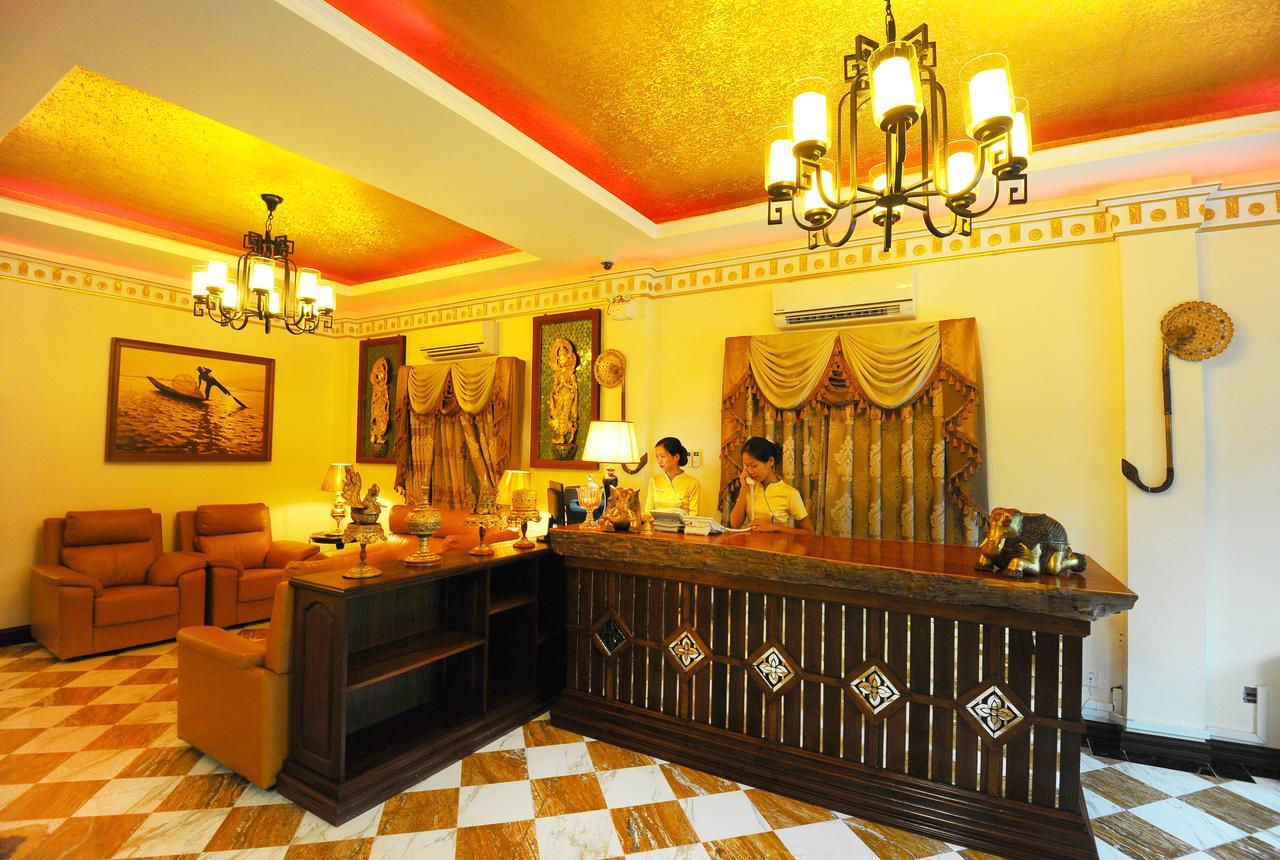 Union Square Hotel Rangoon Buitenkant foto